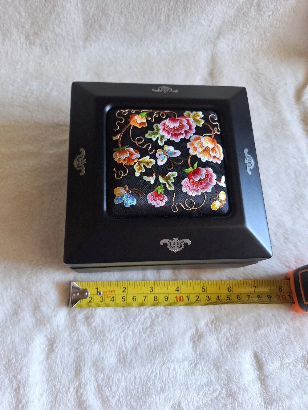 Vintage Korean Wooden Lacquer Jewelry Box Hand Silk Embroidered Peony Floral